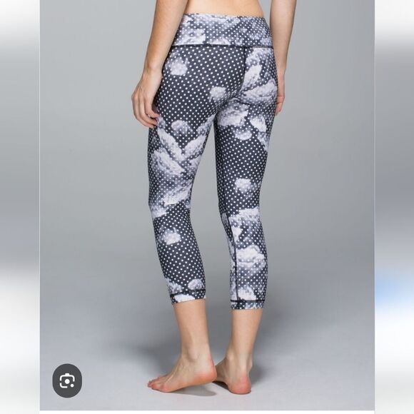 Lululemon Wunder Under Crop II *Full-On GC - Picture 11 of 13